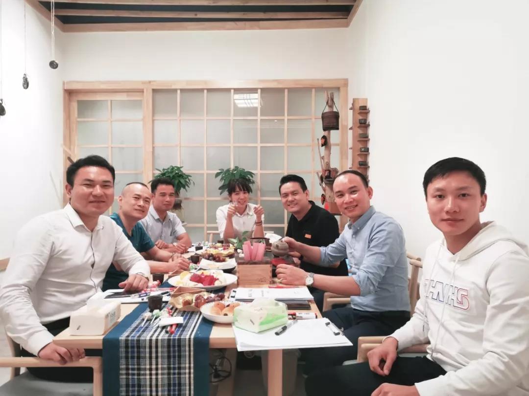 工程、材料中心管理層“裸心會”丨茶短情長，一場來自心靈的對話！